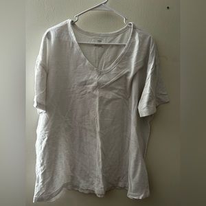 Women’s Aerie real soft white v-neck t-shirt, oversized size XL, great condition